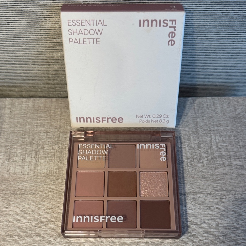 Innisfree Essential Shadow Palette - Brown and Cream